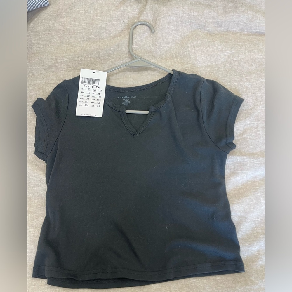 black tee